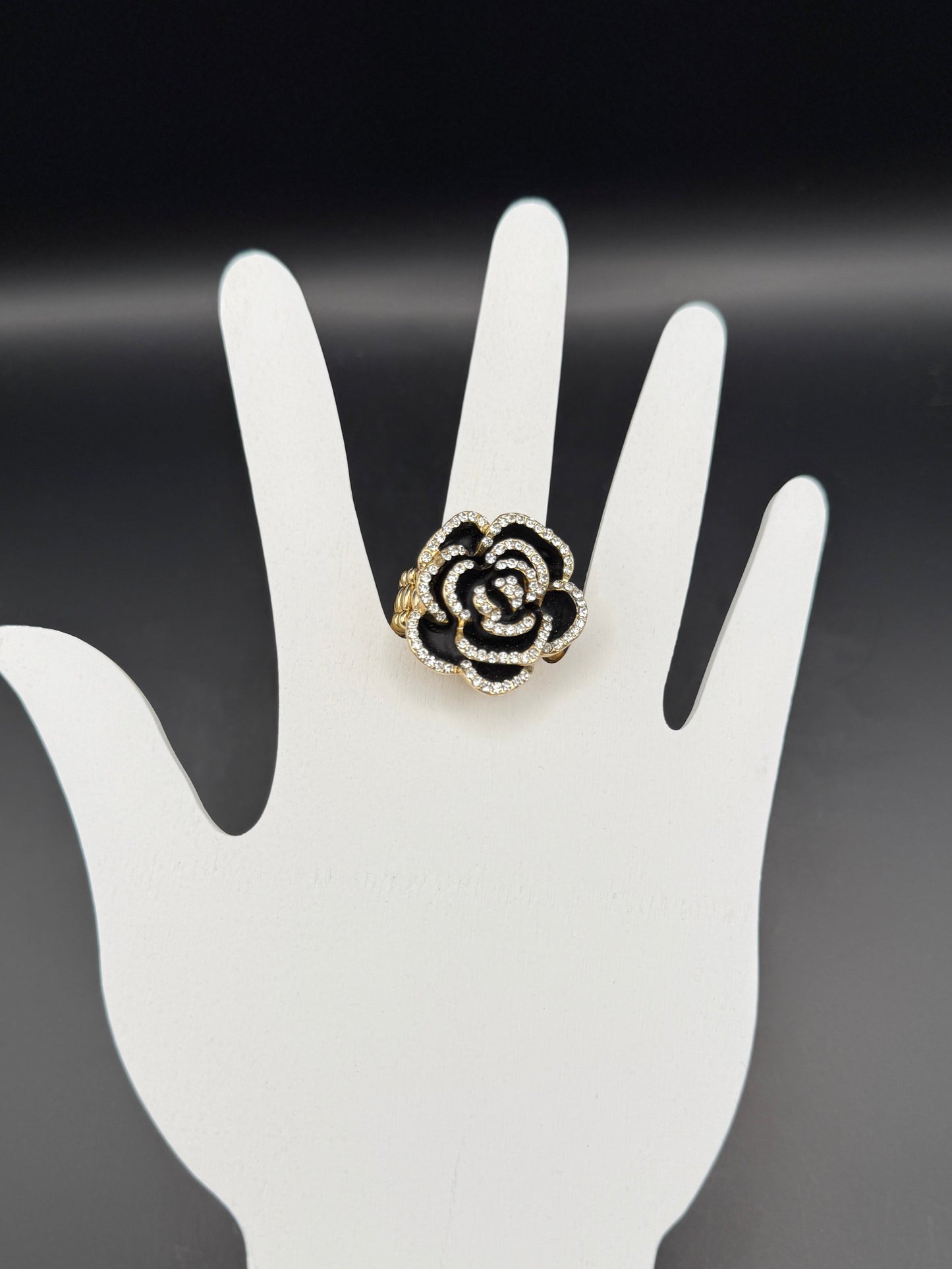 Stretchy Flower Ring Gold